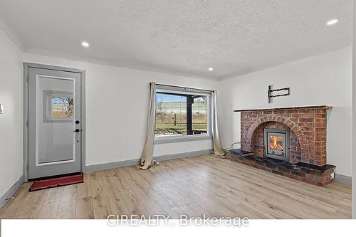 14 Elmwood Ave Photo 1
