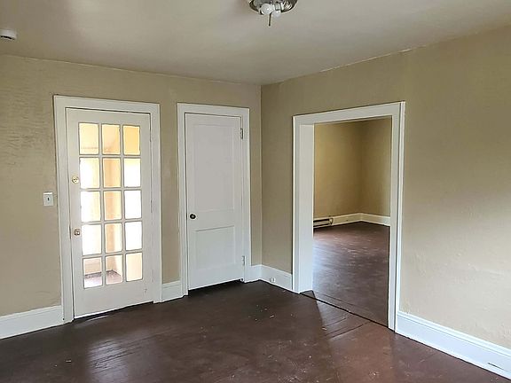 2nd image of 82 Colfax St #2