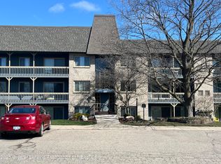 2926 Mount Hope Rd APT 202, Okemos, MI 48864