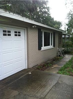 2nd image of 584 N Division St