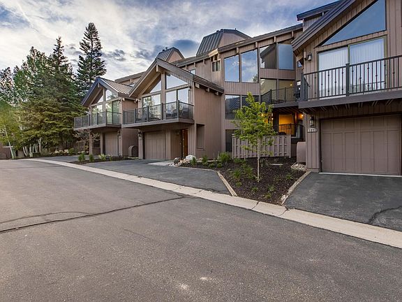 2nd image of 1263 Pinnacle Ct