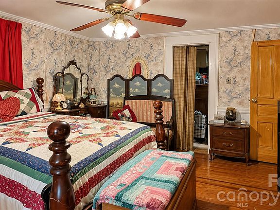 9th image of 387 Beulah Rd
