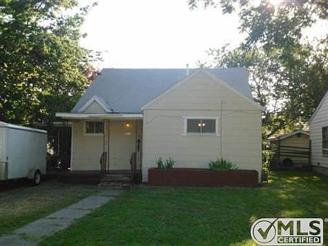 2nd image of 4012 Stonewall St