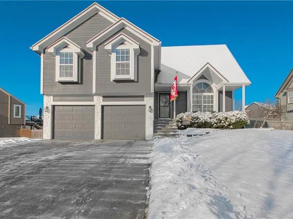 11024 N Skiles Ave, Kansas City, MO 64157