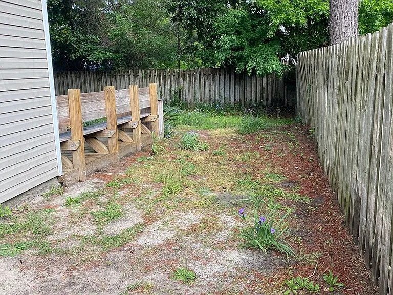 150 Raye Dr — Photo 29