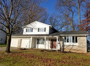 2018 Chestnut Hill Dr, Youngstown, OH