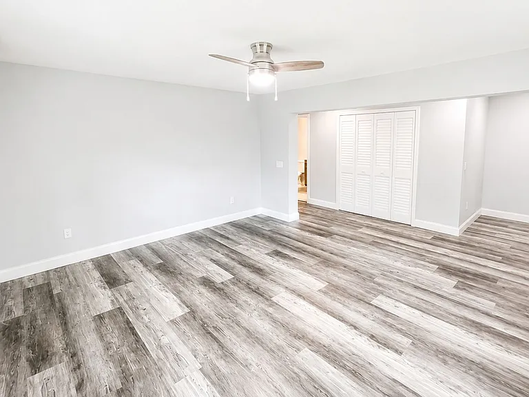 2728 Goodrich Ave — Photo 8