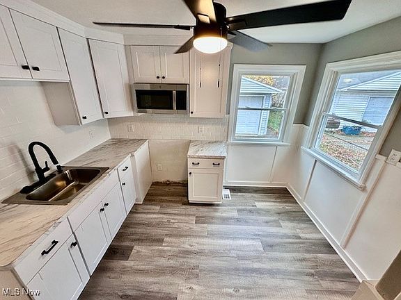 5th image of 30022 Phillips Ave