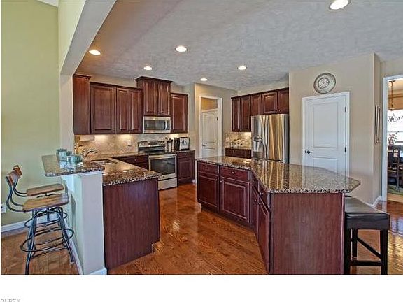 5th image of 11250 Alexa Dr