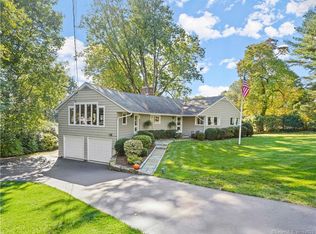 211 High Meadow Rd, Southport, CT 06890