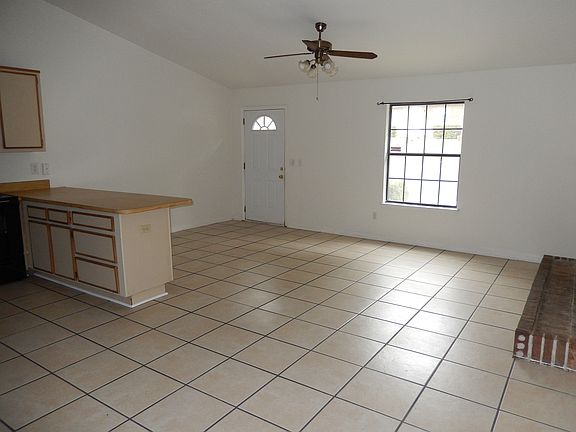 3rd image of 2029 Continental Ave