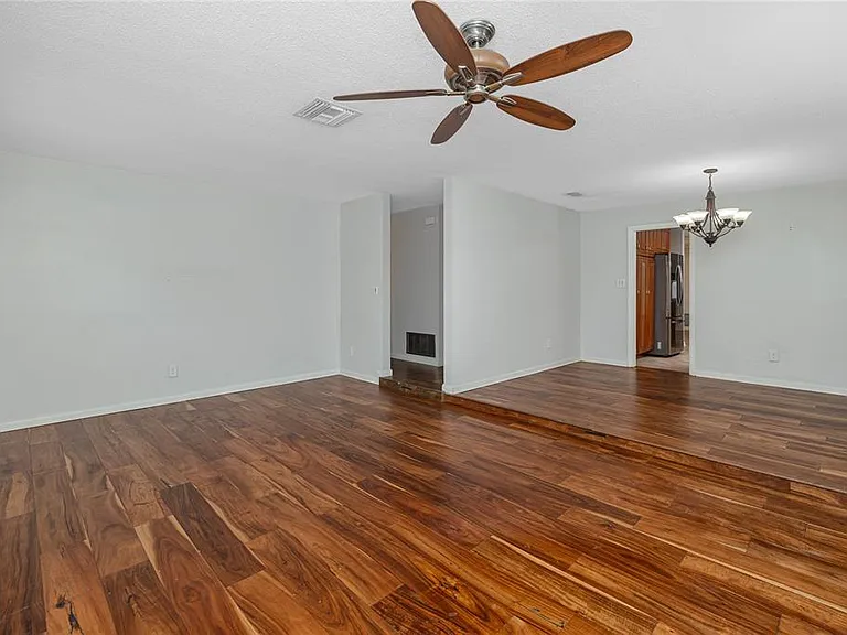 2260 Harn Blvd — Photo 7