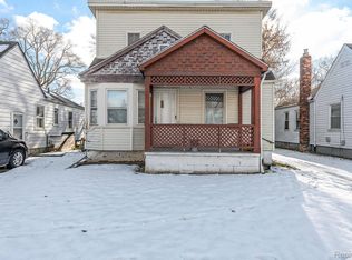 17124 Toepfer Dr, Eastpointe, MI 48021