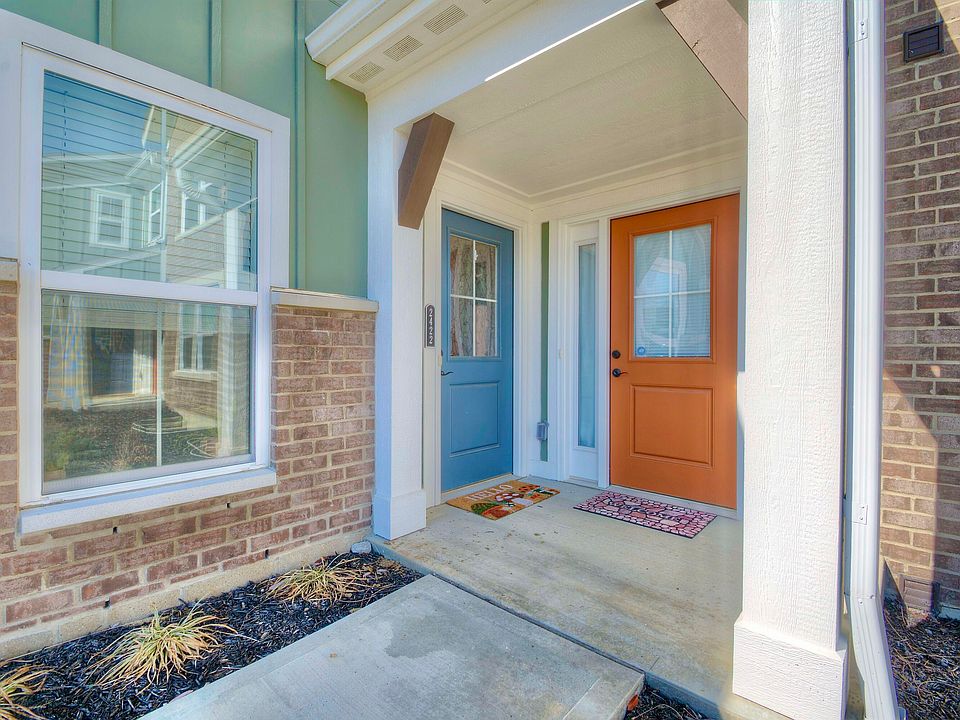 1st image of 2422 Arezzo St