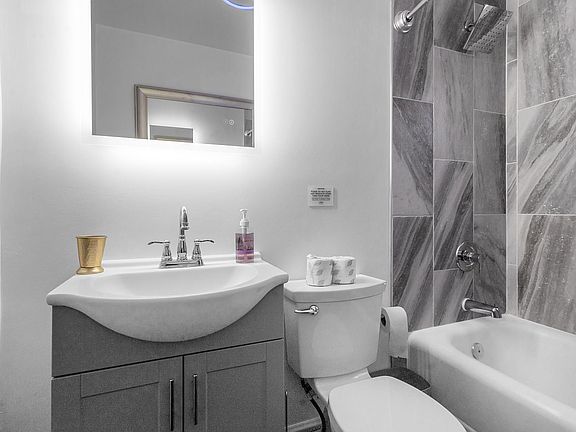 3rd image of 315 W Delavan Ave #1