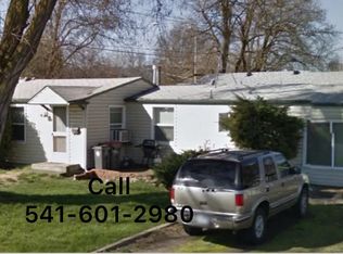 936 1/2 Newtown St, Medford, OR