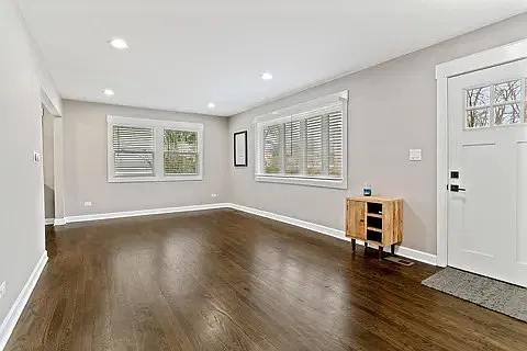 2 bed, 1220 sqft, $3,000 — Photo 2