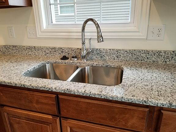 3rd image of 2270 S Samuel Ln
