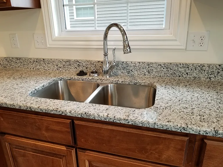 2270 S Samuel Ln — Photo 3