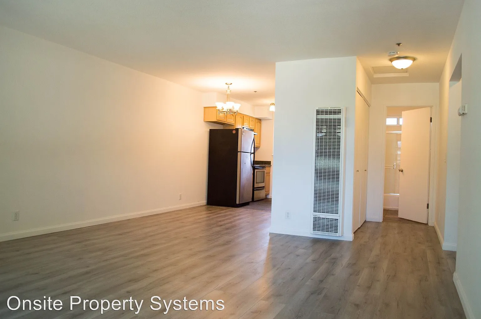1640 Brockton Way photo 1
