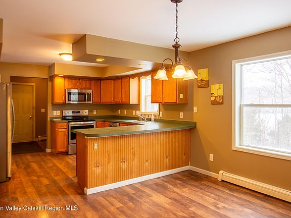 5th image of 521 White Mills Road