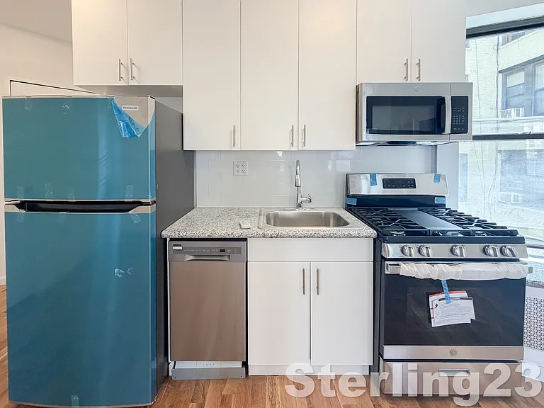 203 Underhill Ave #4E — Photo 3