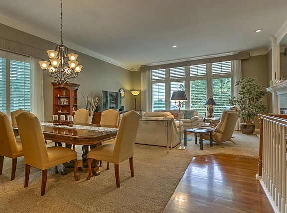 5th image of 9908 Vista Dr