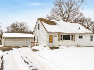 2264 Hazel St N, Maplewood, MN 55109