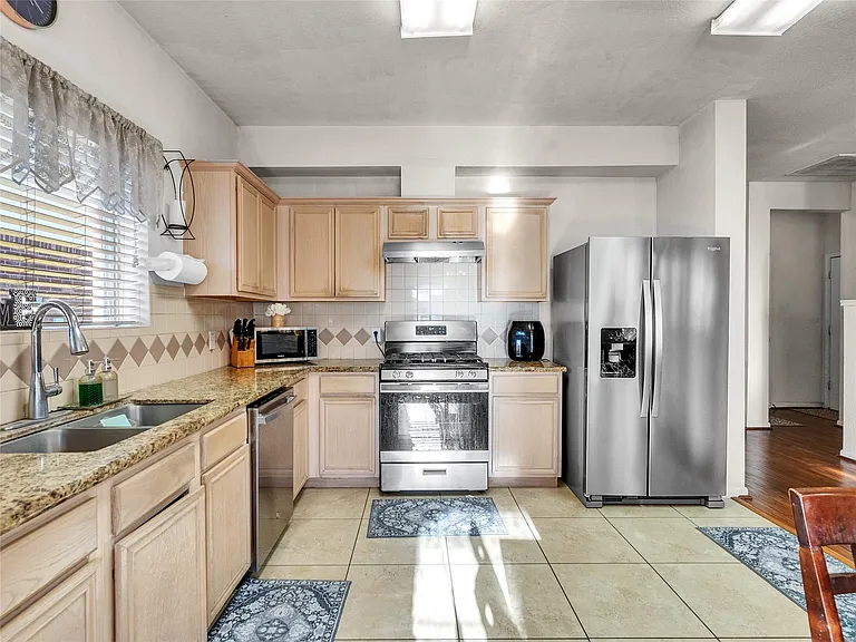 5514 Gatesprings Ln — Photo 14