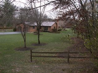 38W714 Old Homestead Rd, St Charles, IL 60175