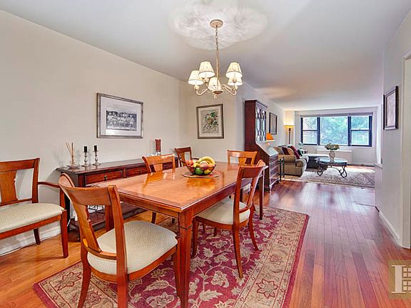 3rd image of 165 W 66th St APT 3K