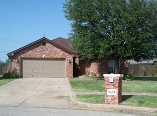 3504 Quail Run Cir, Moore, OK 73160