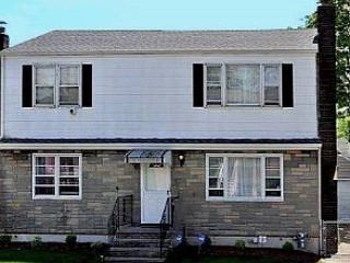 1st image of 1339 North St