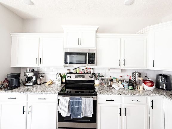 4th image of 1597 Malone Way