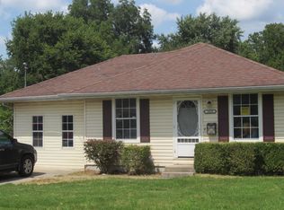 2833 W Mount Vernon St, Springfield, MO 65802