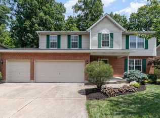 1099 Stableview Cir, Maineville, OH 45039