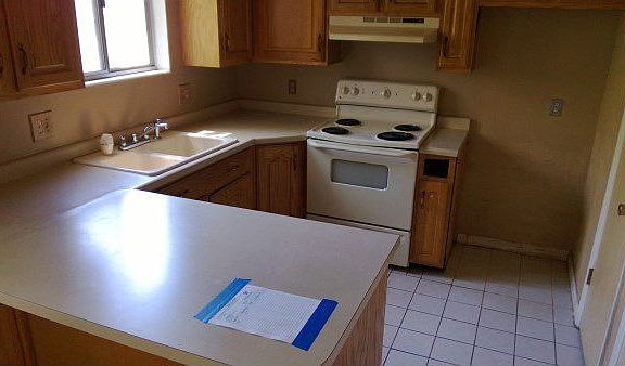 2nd image of 3432 S Island Way