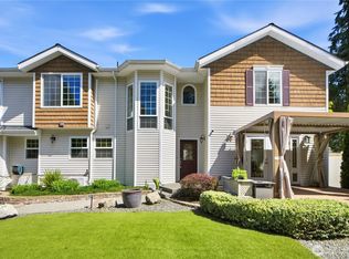 12832 NE 70th Place, Kirkland, WA 98033