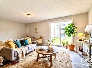 9632 Vinca Cir APT D, Charlotte, NC 28213