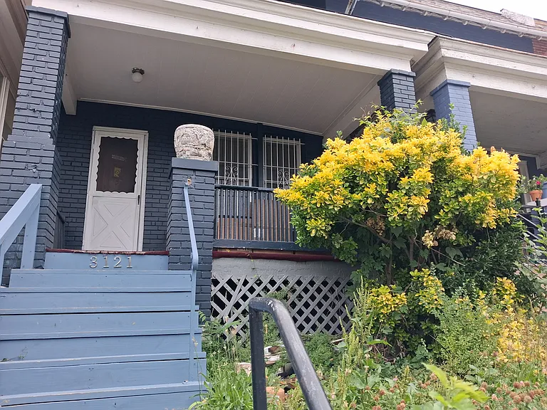 3121 Sherman Ave NW — Photo 2