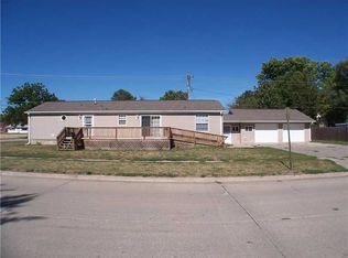 201 E 3rd St, Tama, IA 52339