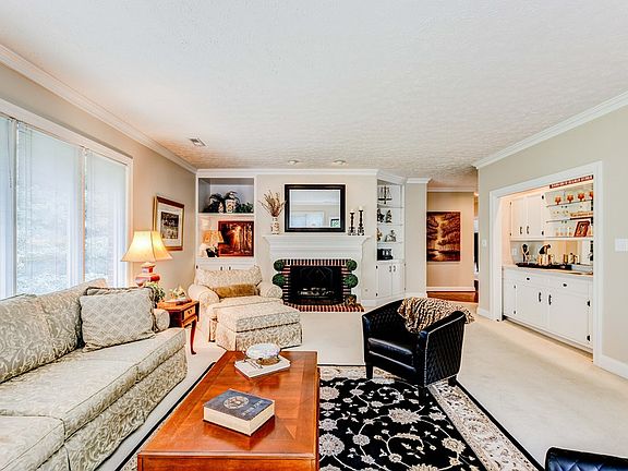 4th image of 4310 Spring Bank Dr