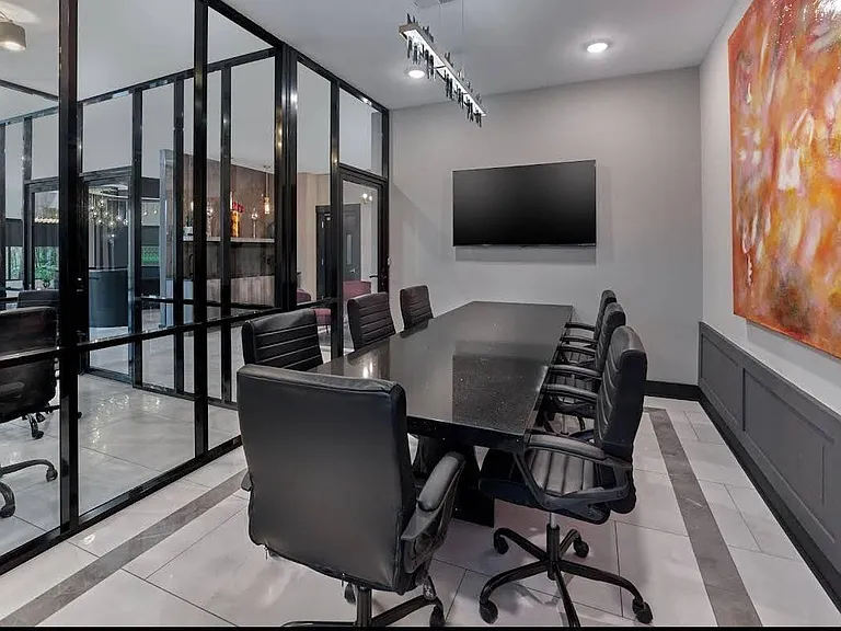 135 Christopher Columbus Dr #9-01 — Photo 9