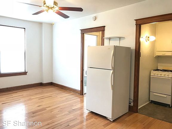 2nd image of 4066 Lindell Blvd APT 105