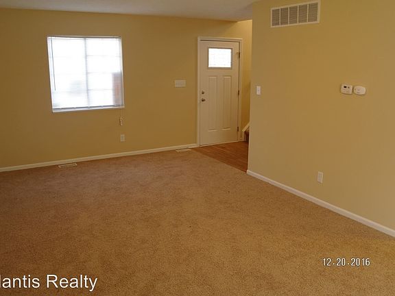 4th image of 10337 E Maumee Dr