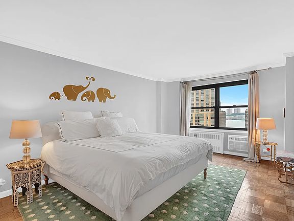 3rd image of 185 W End Ave APT 15R