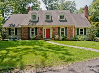 16 Essex Rd, Summit, NJ 07901