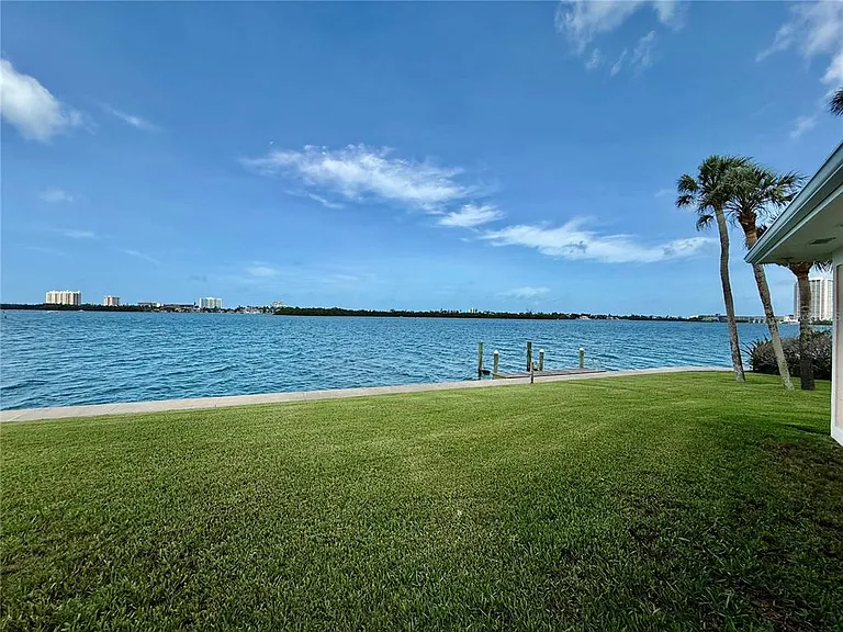 376 W Royal Flamingo Dr — Photo 38