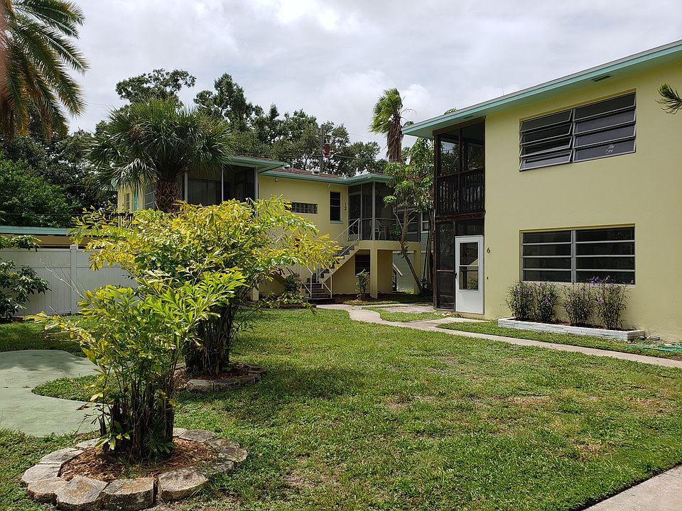 1st image of 5624 Gulfport Blvd S #12