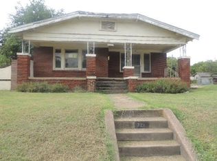 721 W Dickson St, Fort Worth, TX 76110